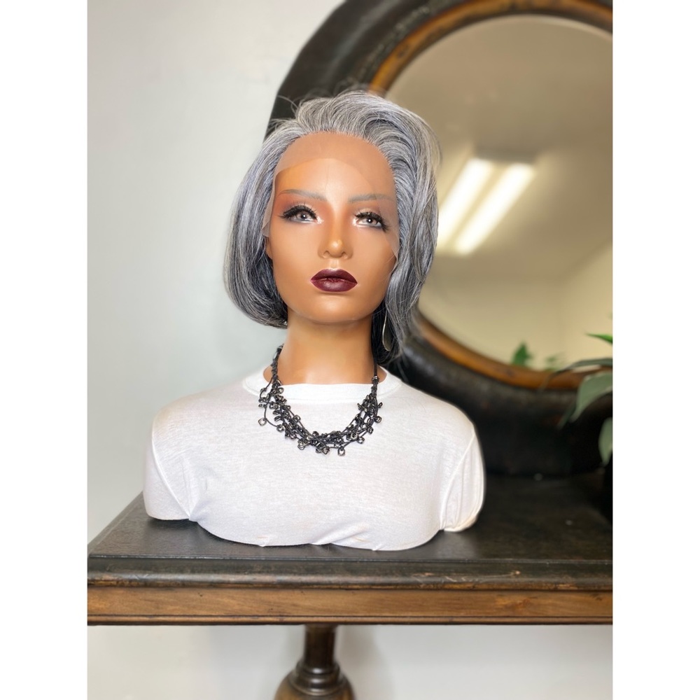 JEAN | STRAIGHT SALT AND PEPPER PLATINUM LACE FRONT WIG